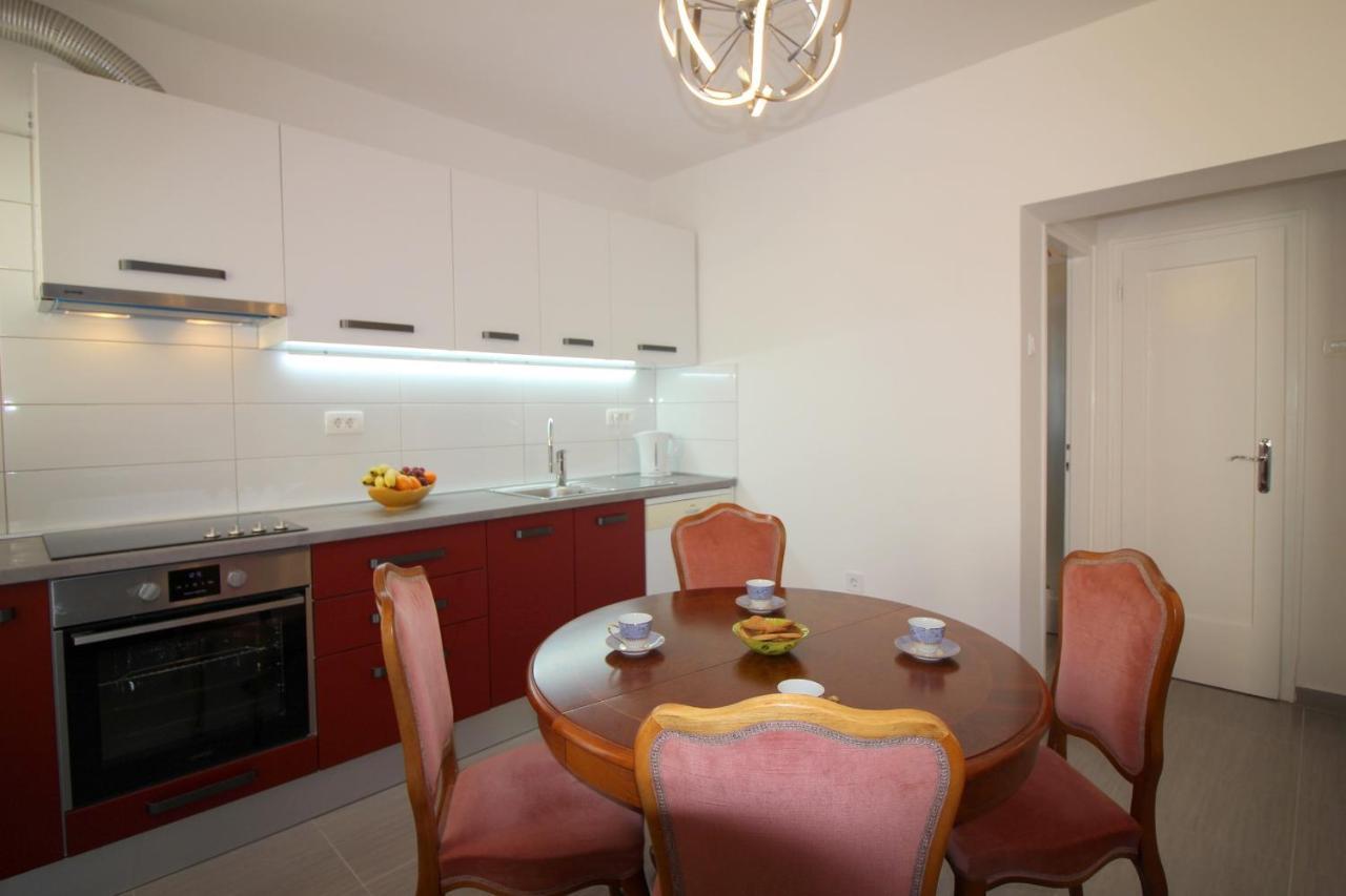 Apartment Agata In City Center Porec Luaran gambar