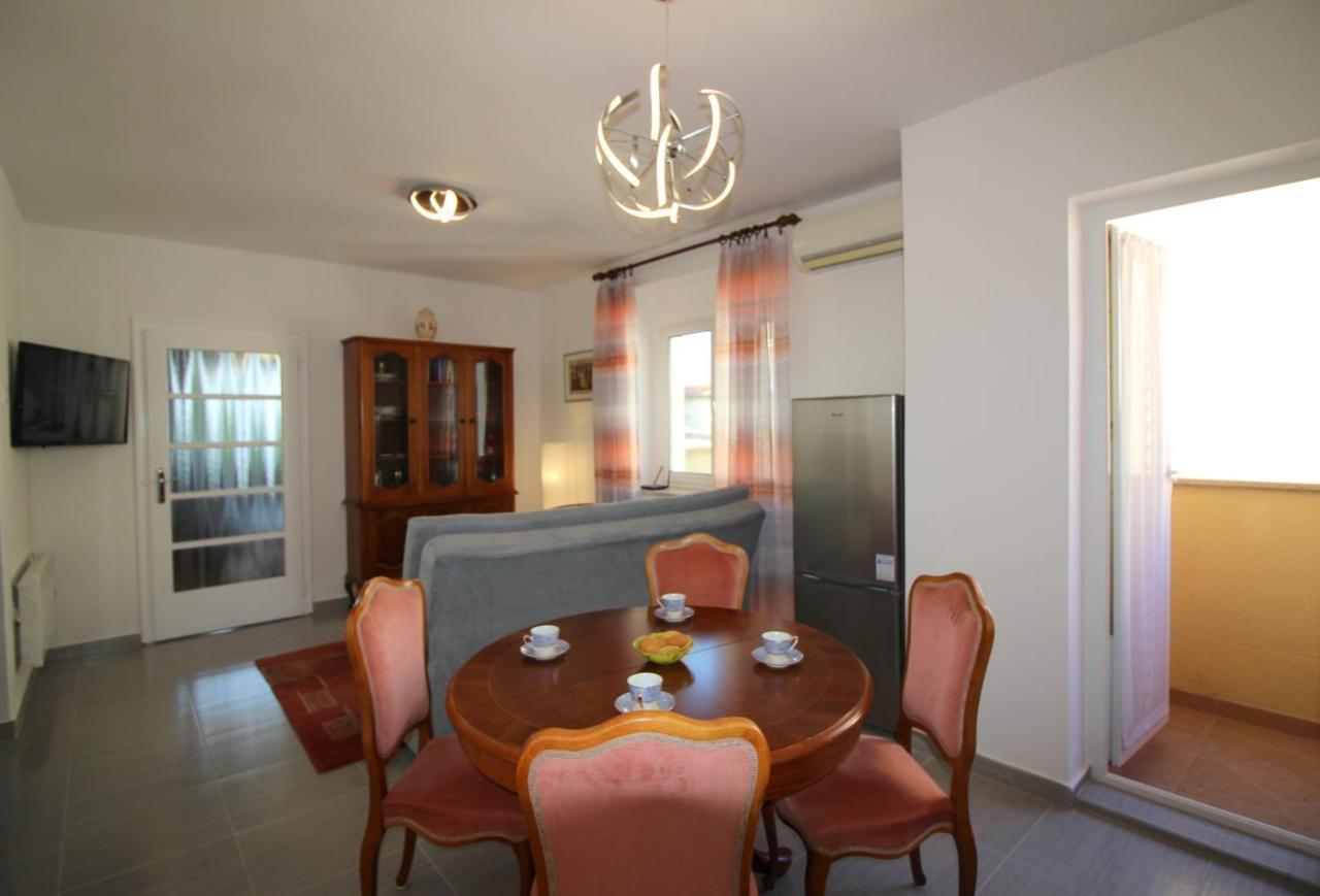 Apartment Agata In City Center Porec Luaran gambar